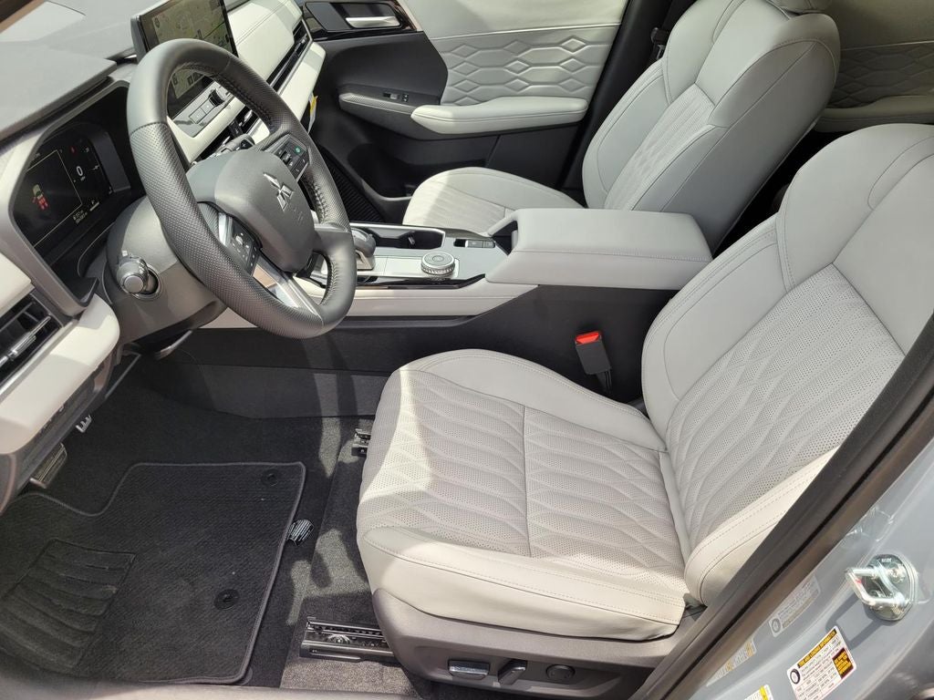 2026 Mitsubishi Outlander SEL