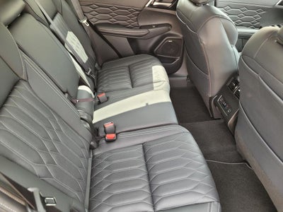 2026 Mitsubishi Outlander SEL