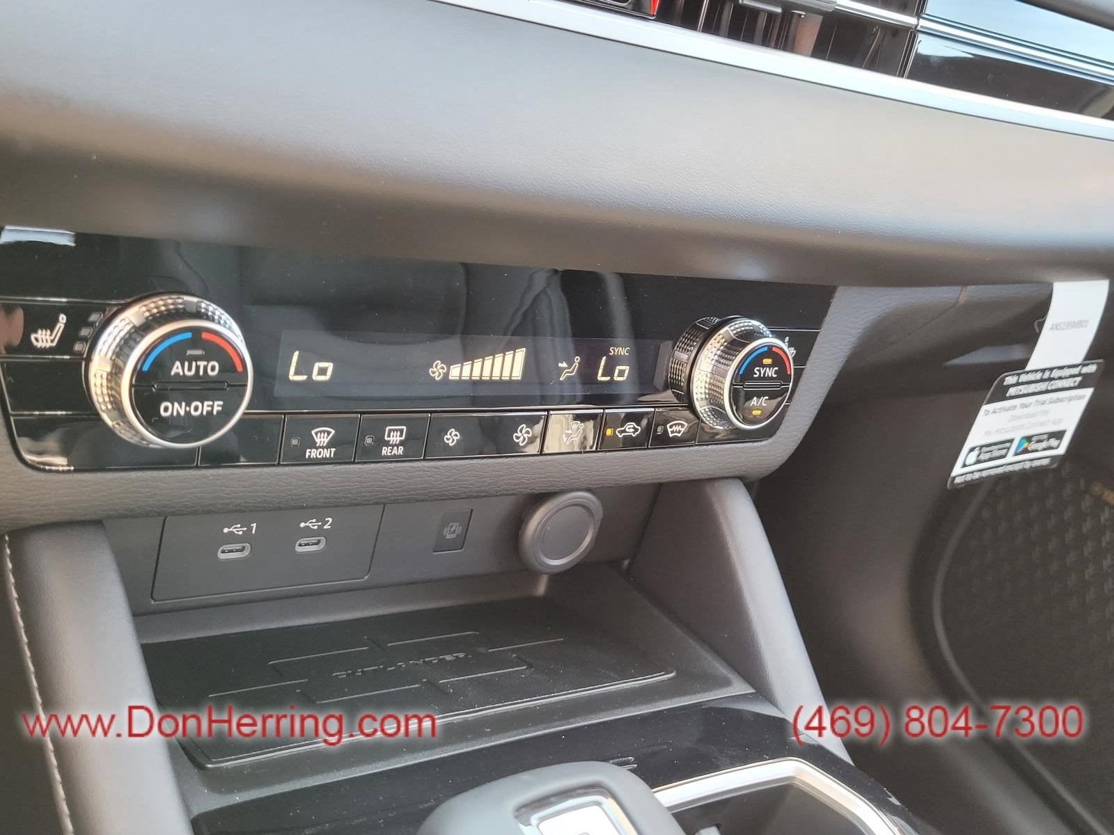 2025 Mitsubishi Outlander SE AWC