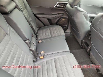 2025 Mitsubishi Outlander SE AWC