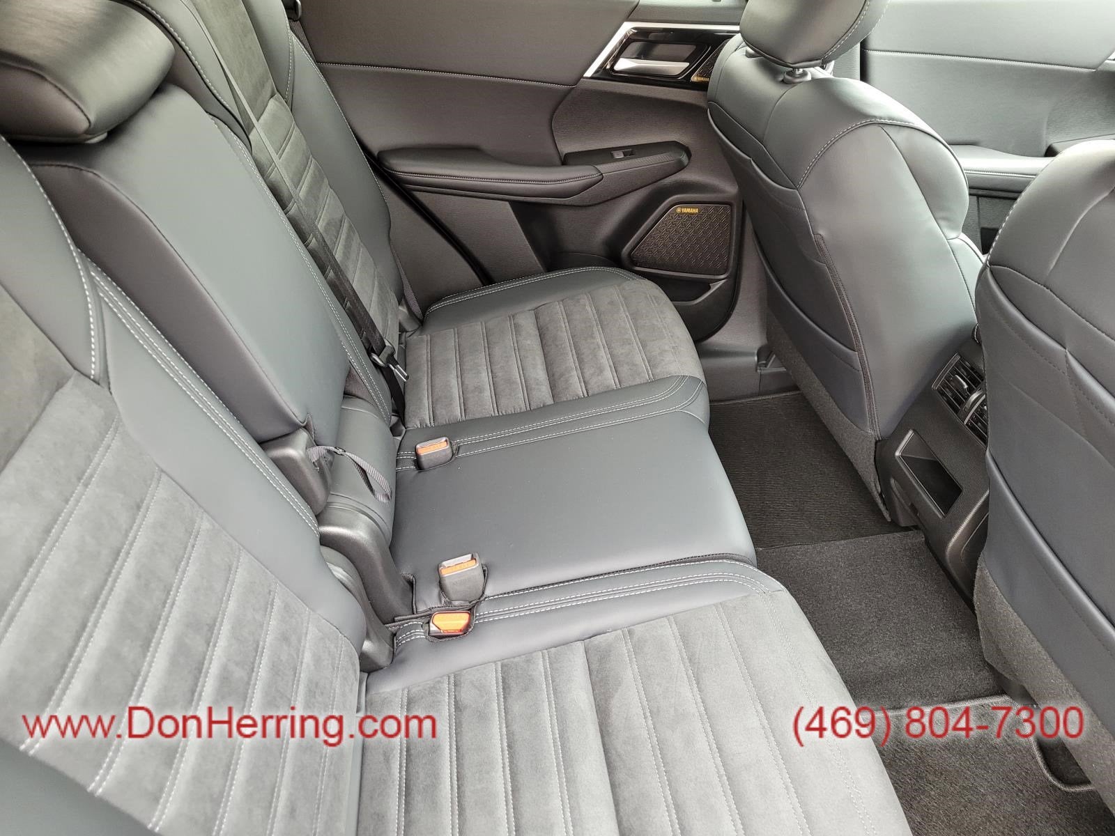 2025 Mitsubishi Outlander SE AWC