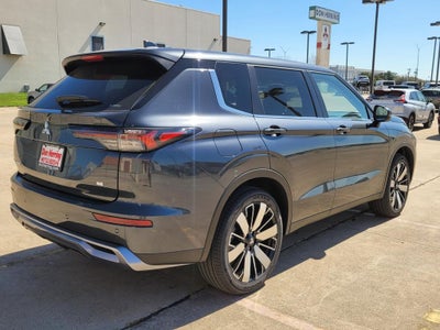 2026 Mitsubishi Outlander SE