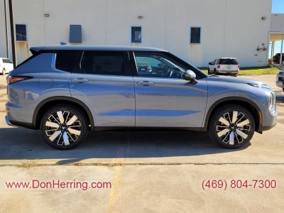 2026 Mitsubishi Outlander SE AWC