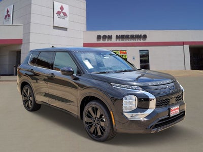 2026 Mitsubishi Outlander LE