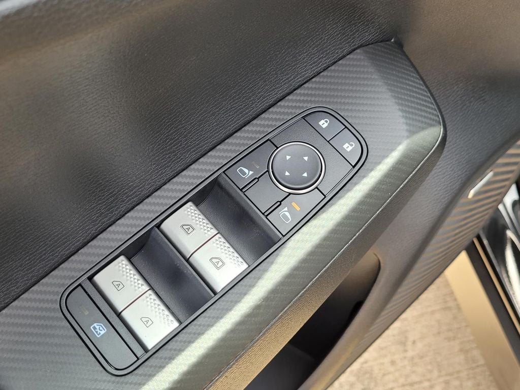 2026 Mitsubishi Outlander LE