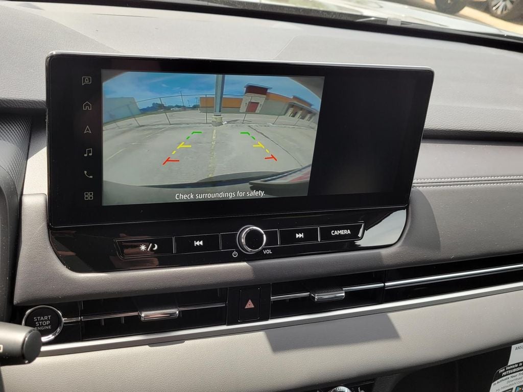 2026 Mitsubishi Outlander LE
