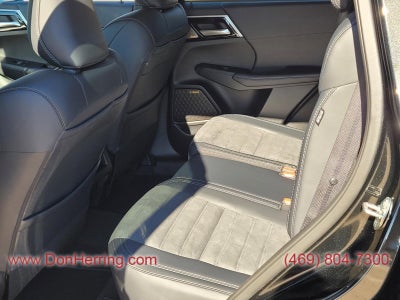 2026 Mitsubishi Outlander SE AWC