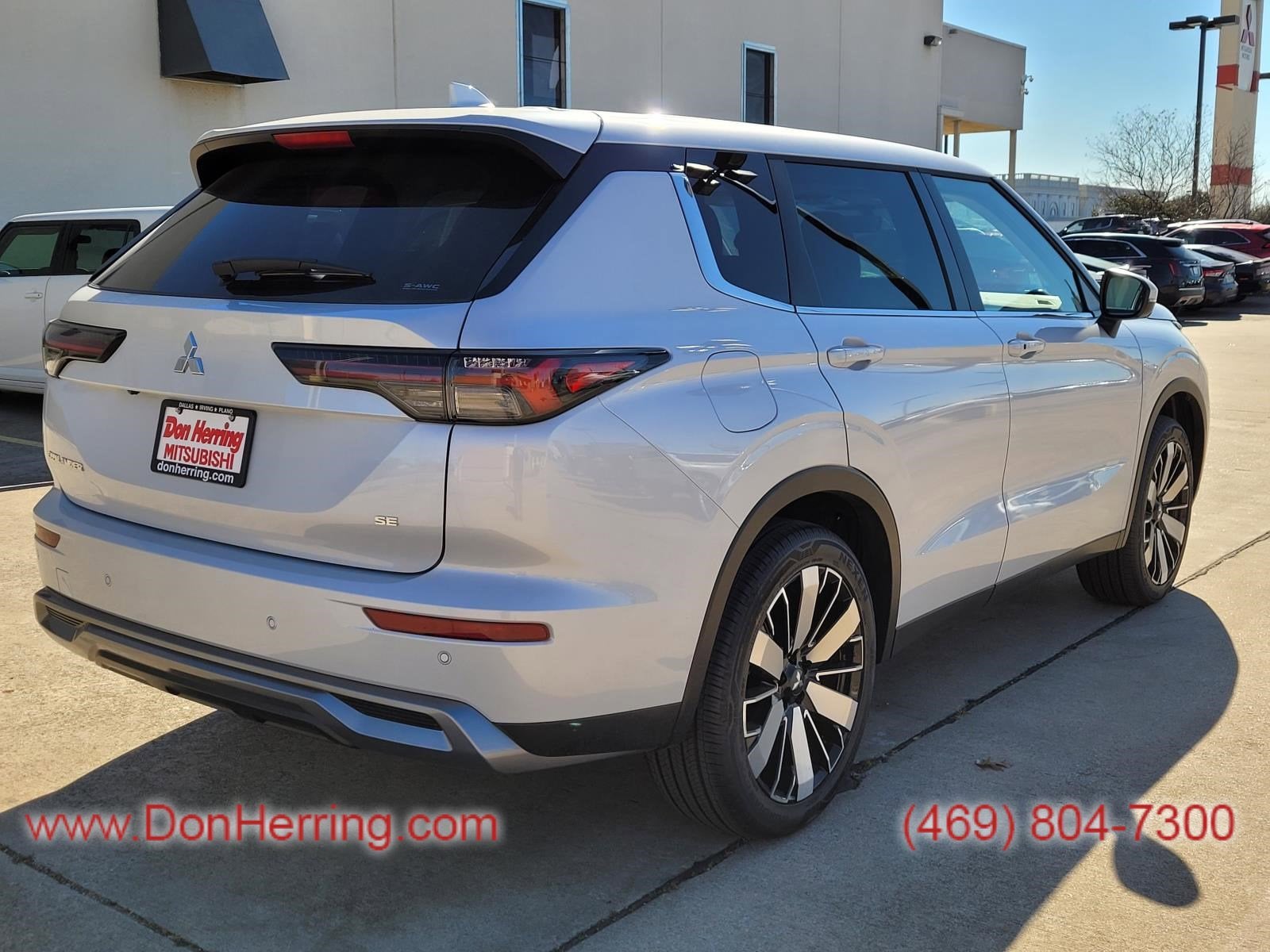 2026 Mitsubishi Outlander SE AWC