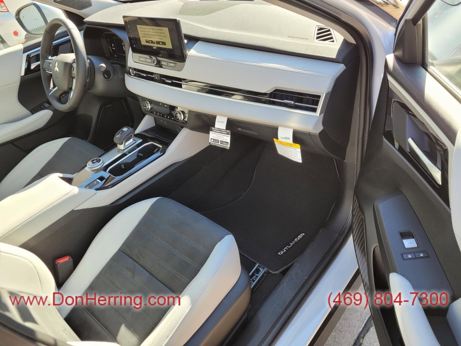 2026 Mitsubishi Outlander SE AWC