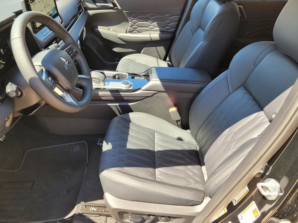 2026 Mitsubishi Outlander SEL