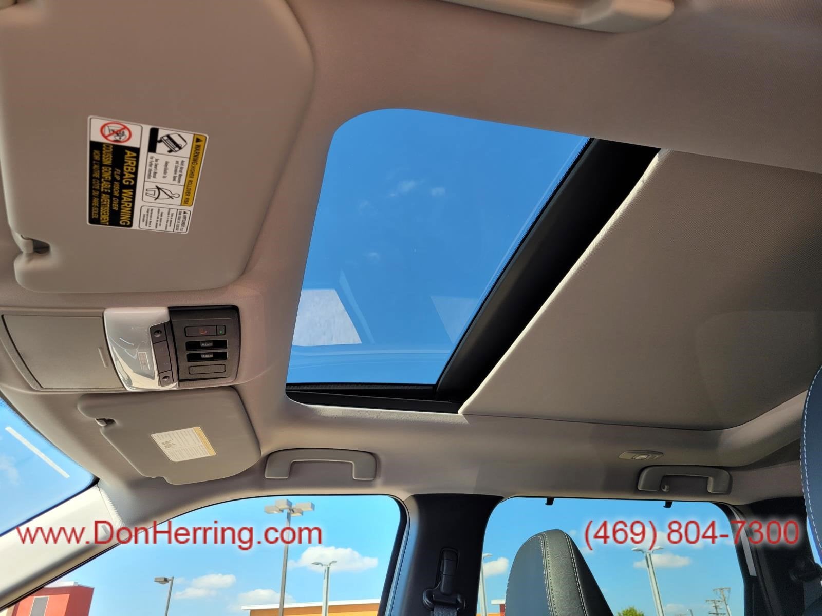 2025 Mitsubishi Outlander PHEV SEL AWC