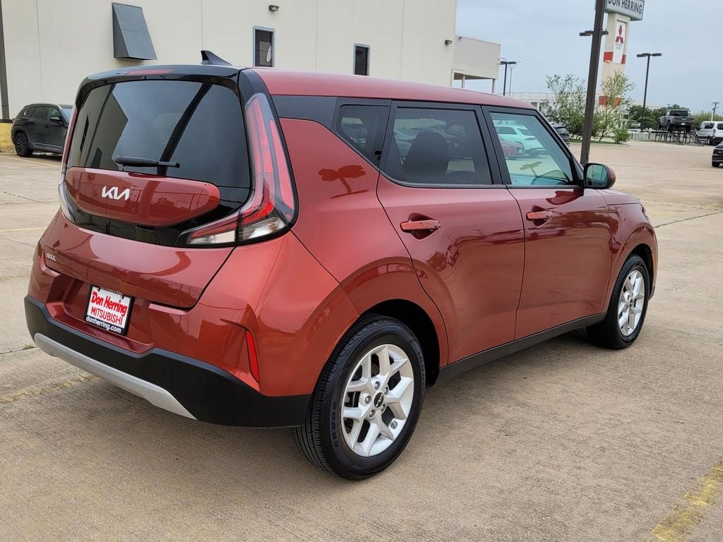 2024 Kia Soul LX