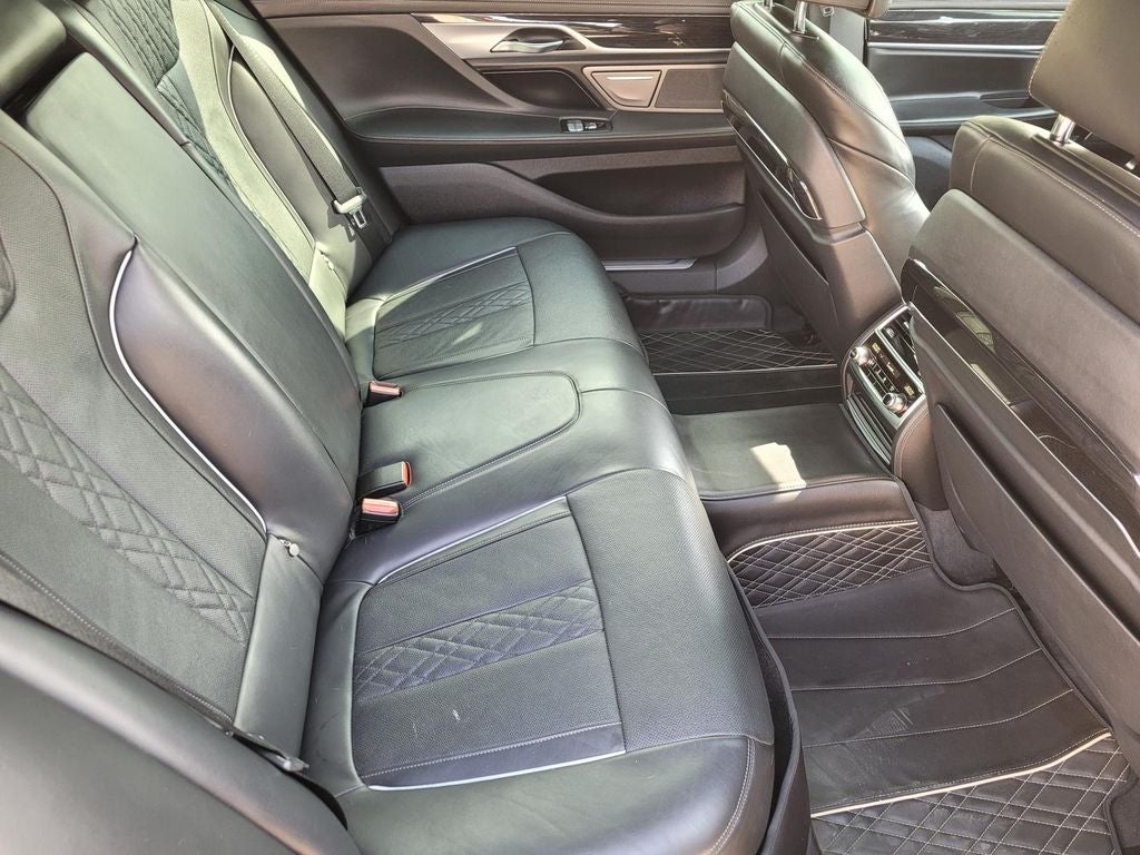 2016 BMW 7 series 750i