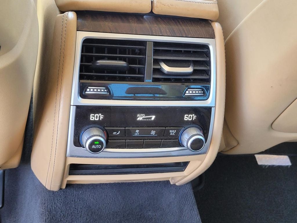 2021 BMW 7 series 740i