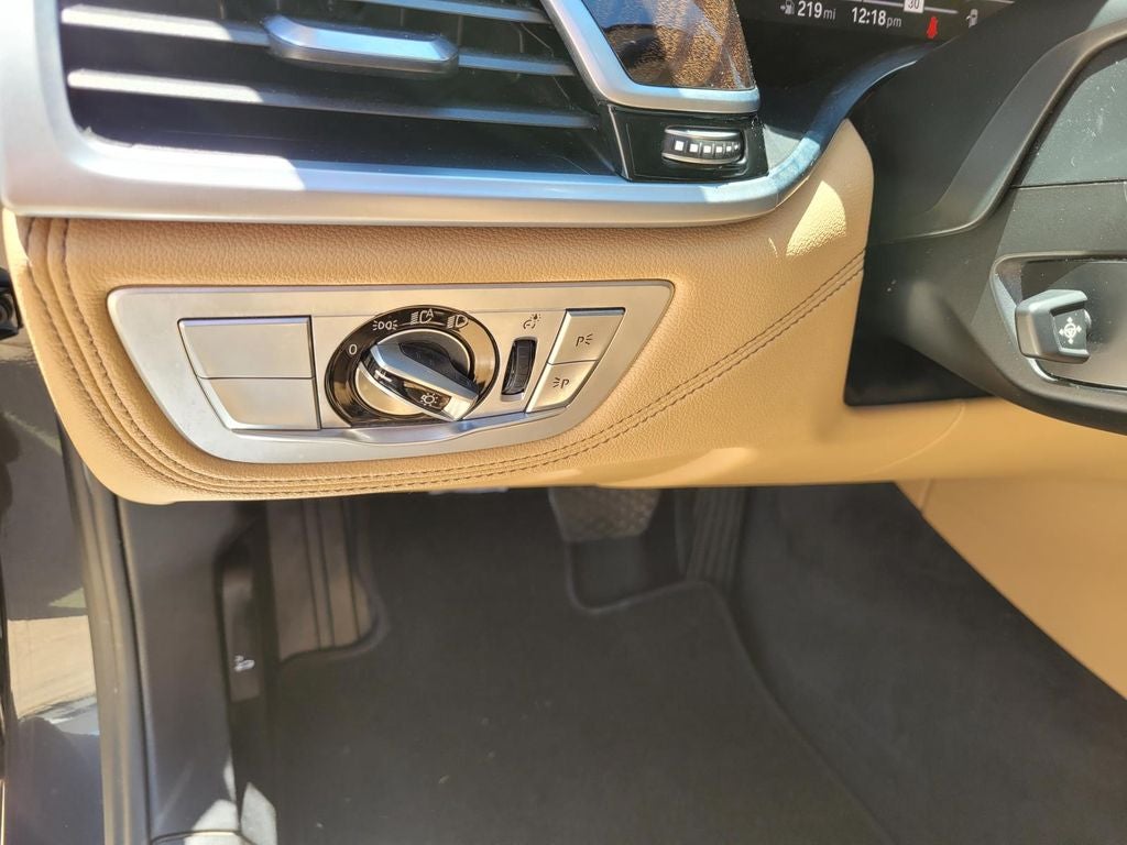 2021 BMW 7 series 740i