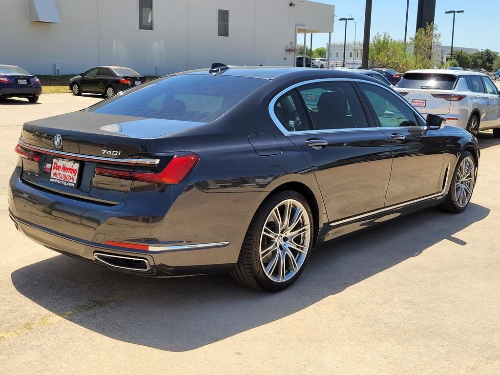 2021 BMW 7 series 740i