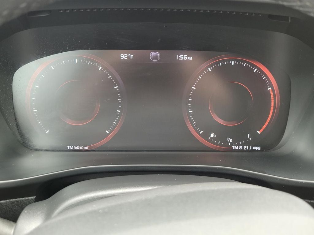 2022 Volvo XC40 R-Design