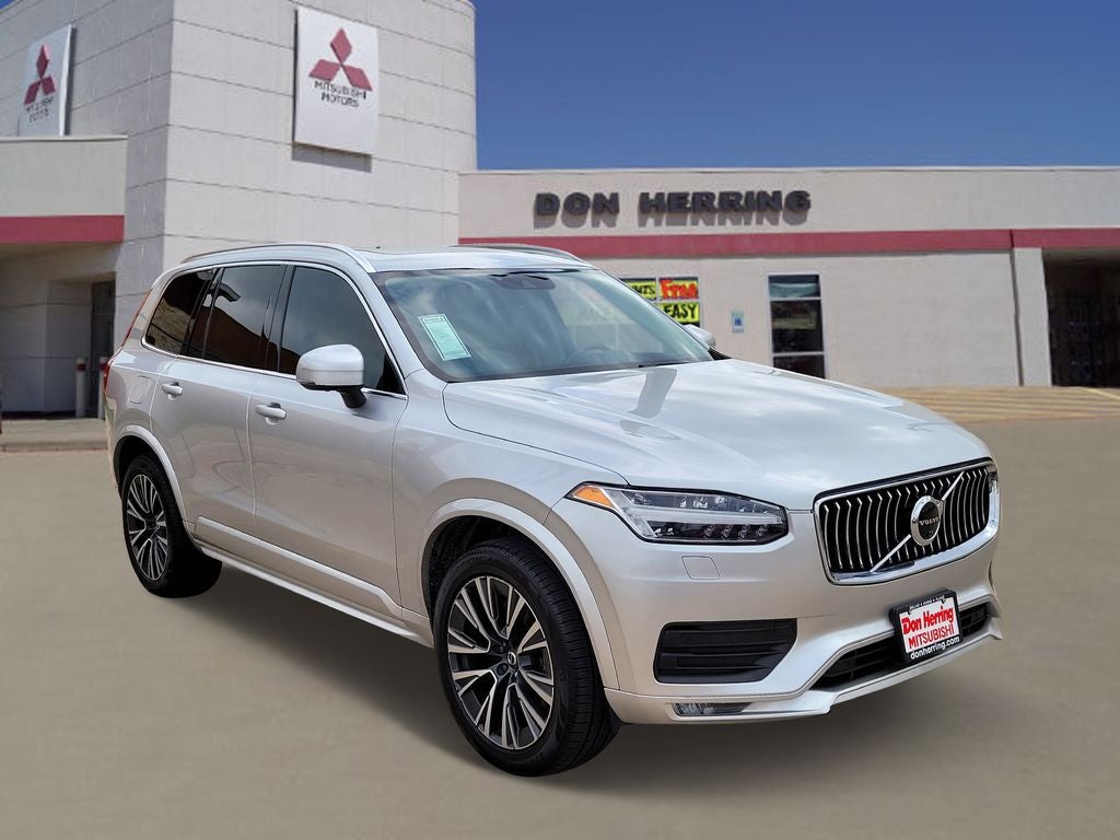 2022 Volvo XC90 Momentum