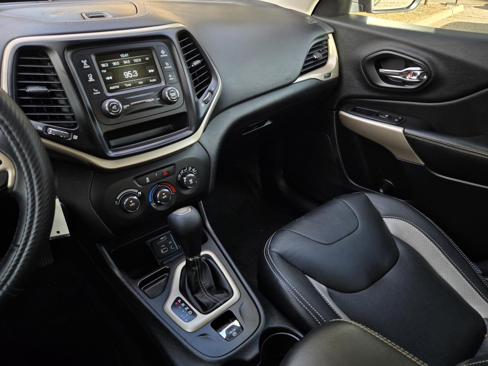 2018 Jeep Cherokee Latitude