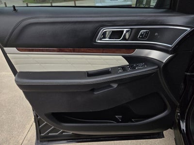 2017 Ford Explorer Platinum