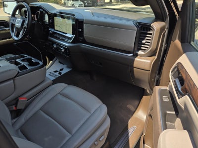 2025 GMC Sierra SLT