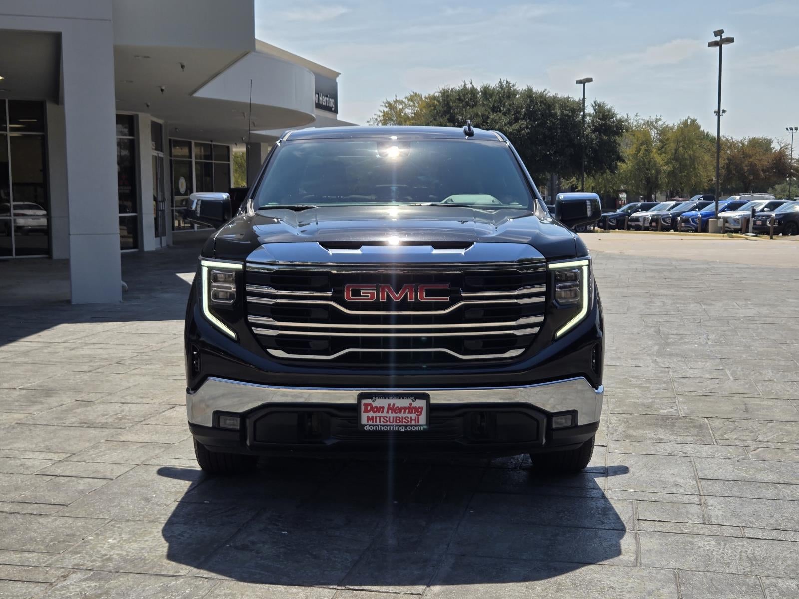 2025 GMC Sierra SLT