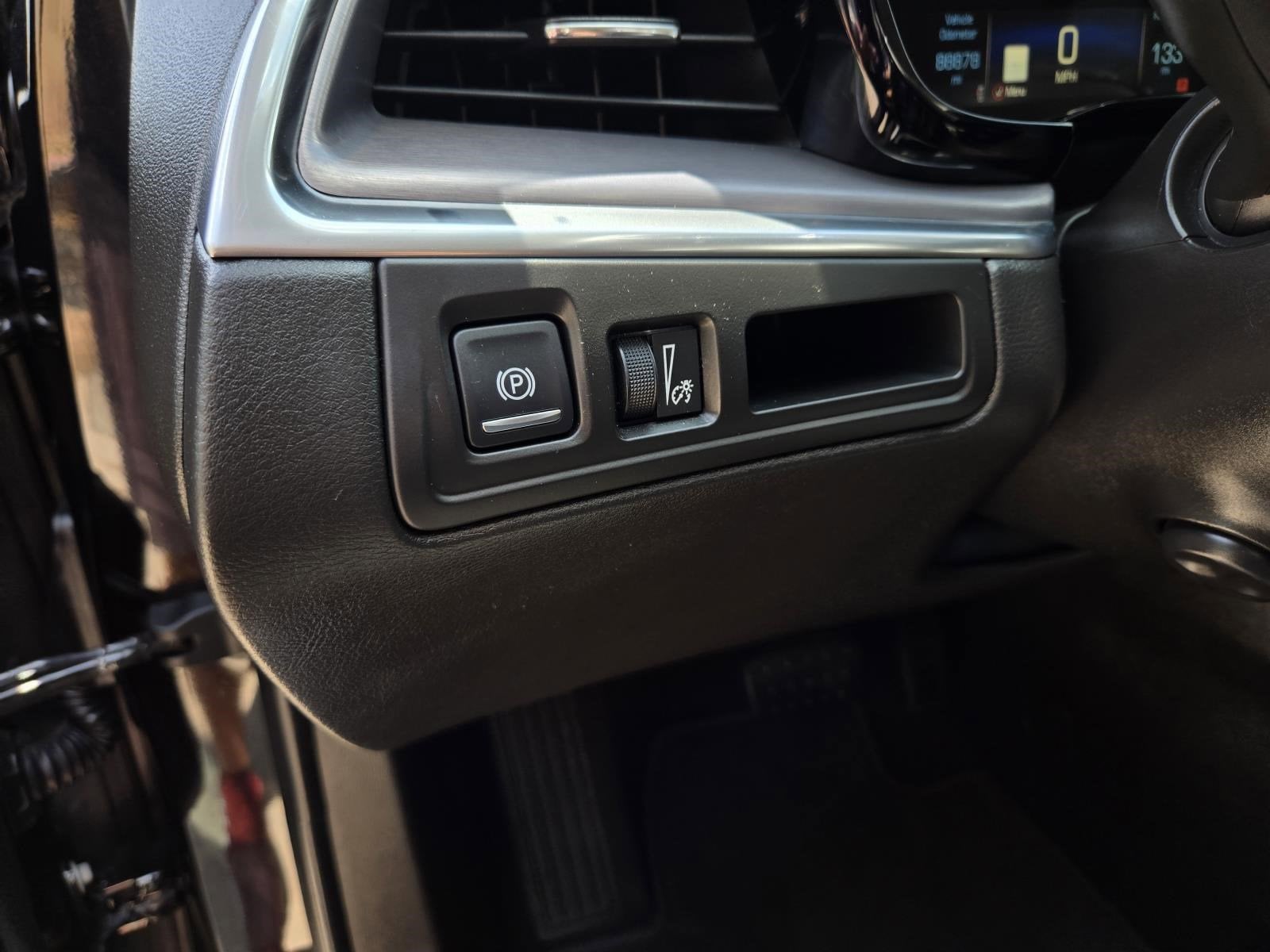 2018 Cadillac XT5 Luxury FWD