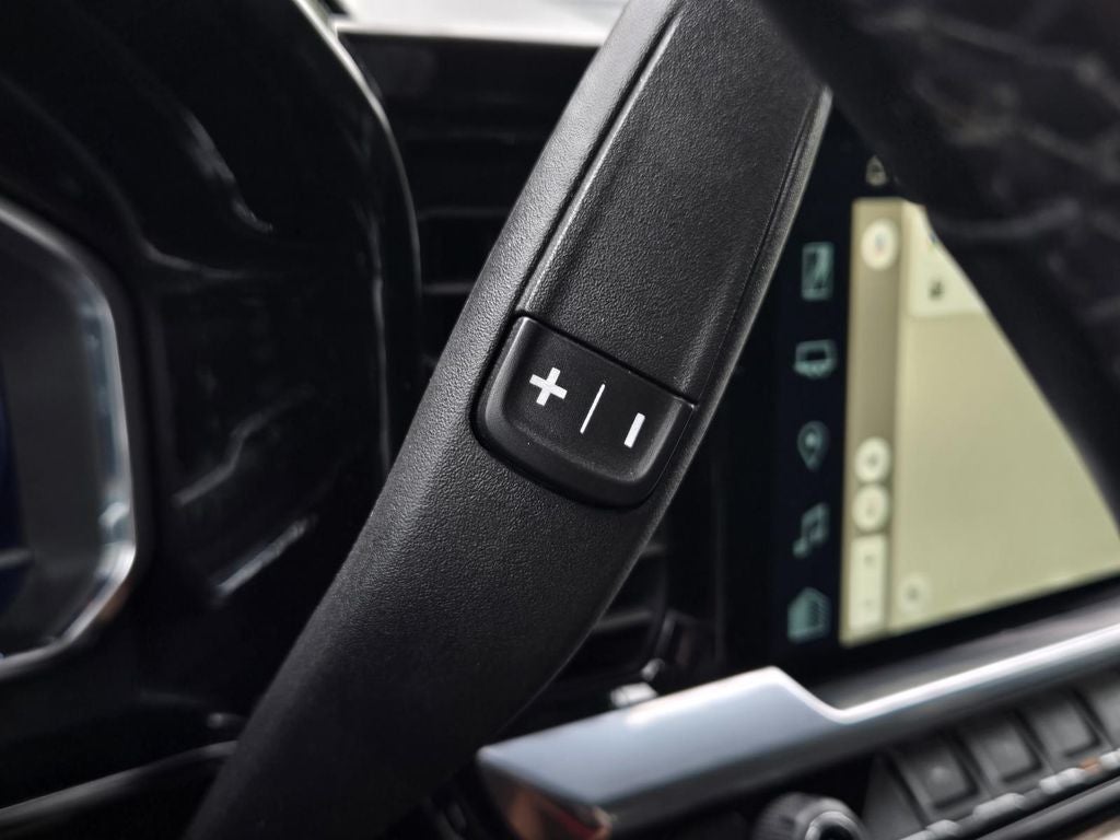 2023 Chevrolet Silverado LT