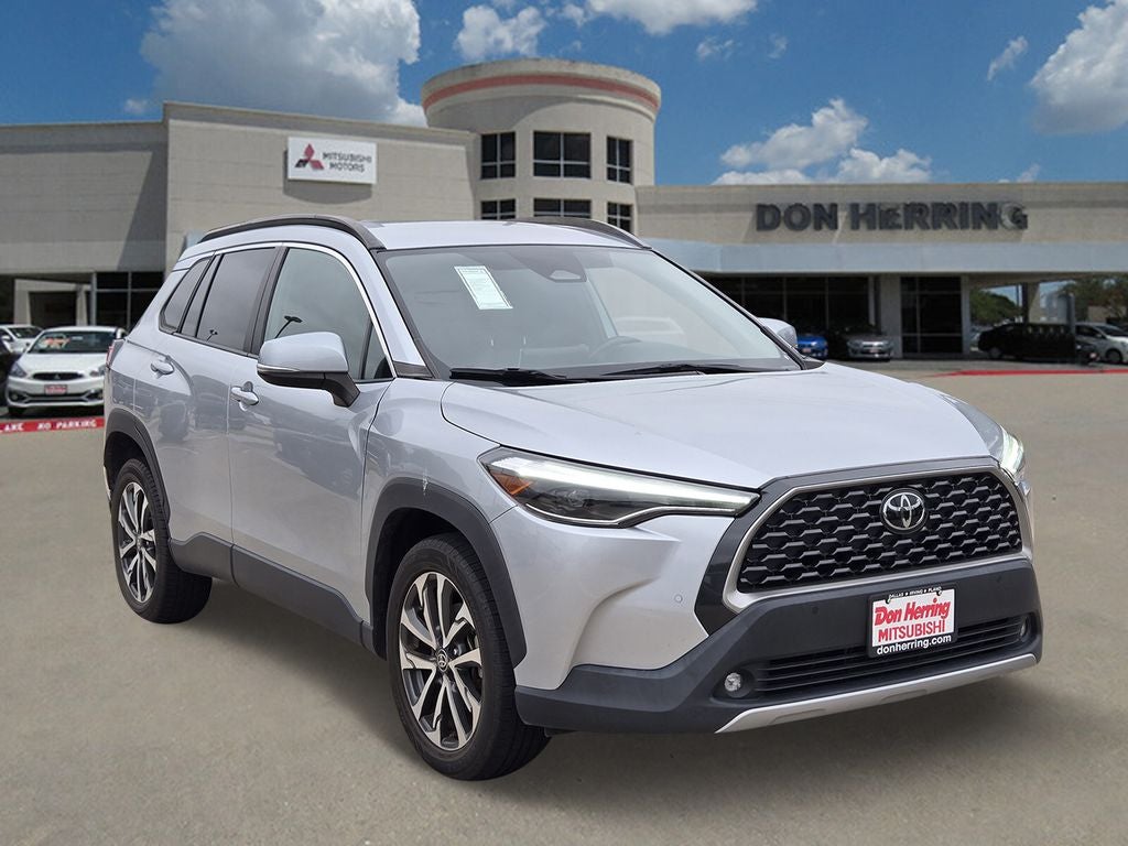 2023 Toyota Corolla Cross XLE
