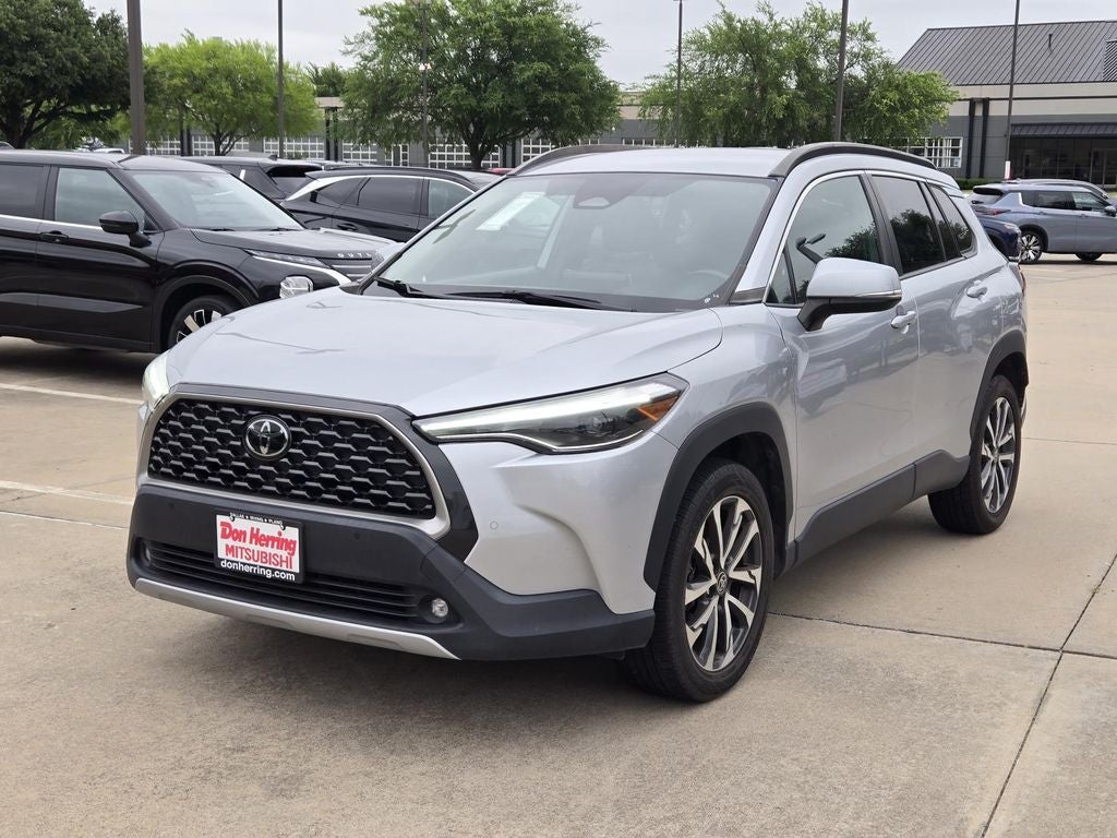 2023 Toyota Corolla Cross XLE