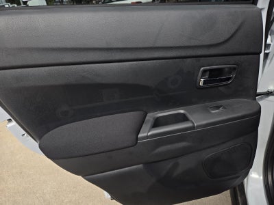 2027 Mitsubishi Outlander Sport ES
