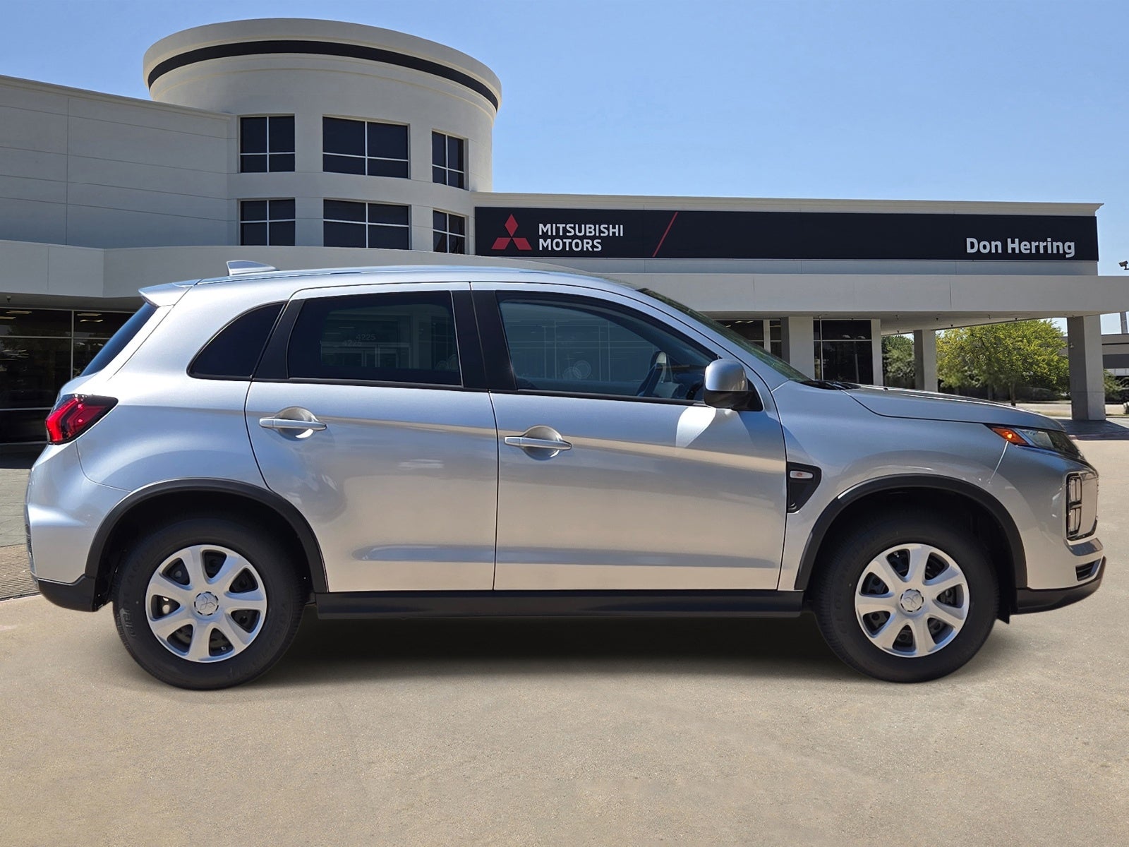 2027 Mitsubishi Outlander Sport S