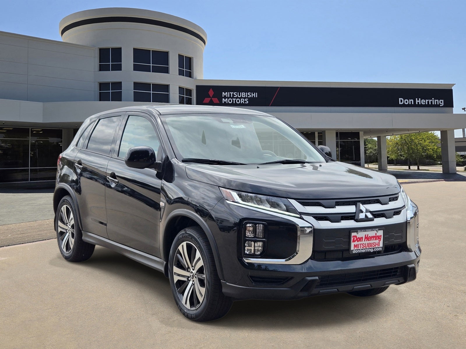2027 Mitsubishi Outlander Sport ES