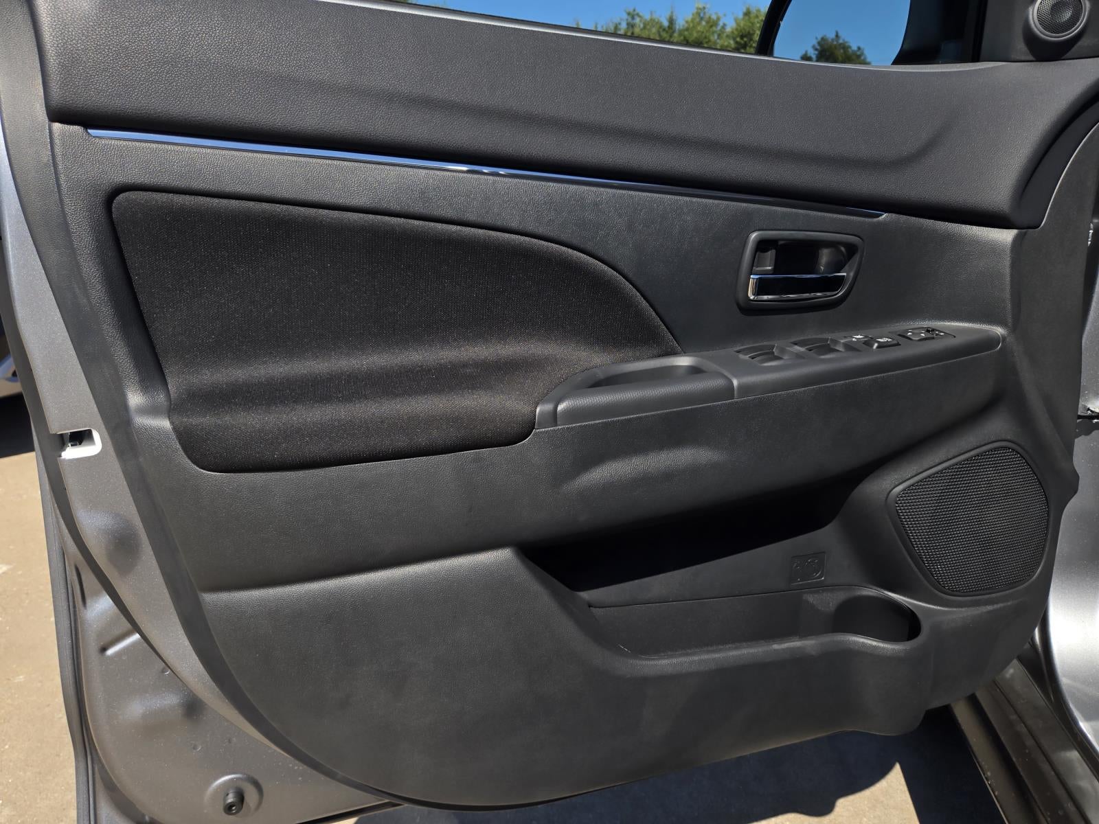 2027 Mitsubishi Outlander Sport S