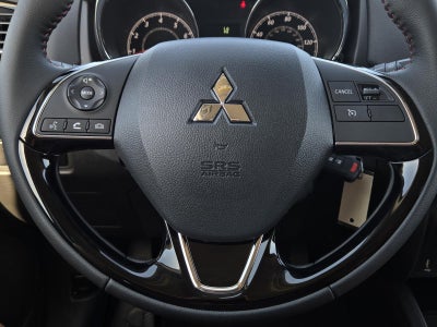 2027 Mitsubishi Outlander Sport LE