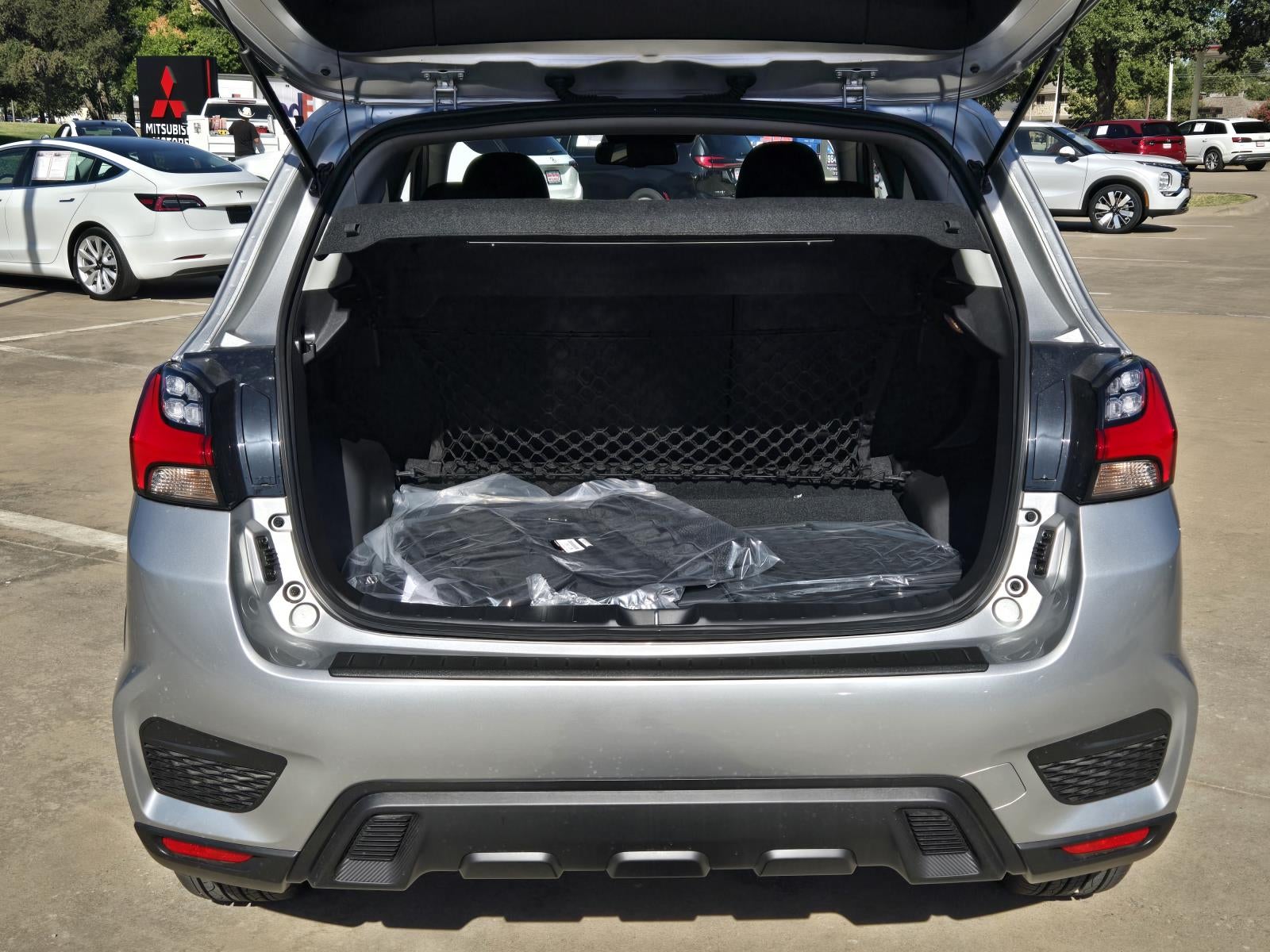 2027 Mitsubishi Outlander Sport LE