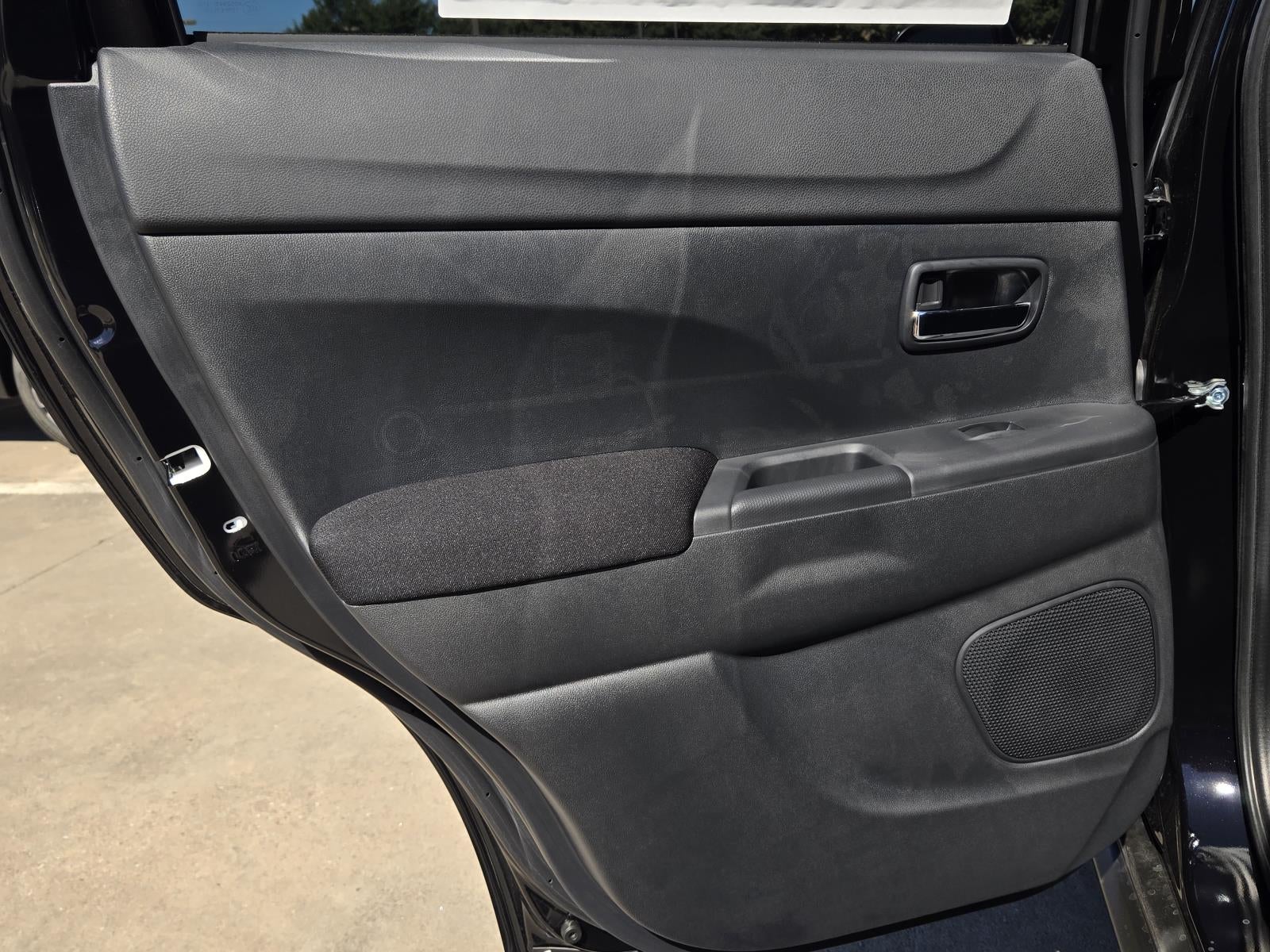 2027 Mitsubishi Outlander Sport S