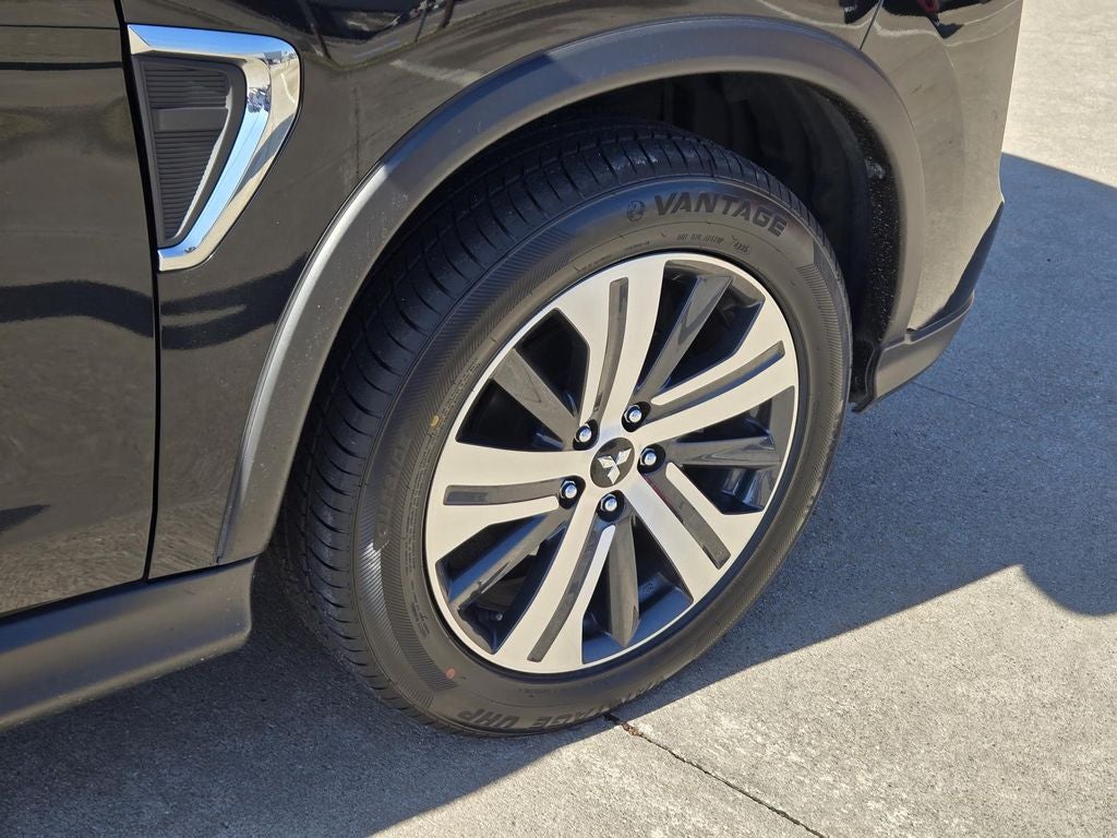 2024 Mitsubishi Outlander Sport SE