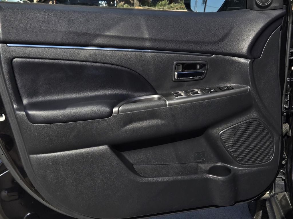 2024 Mitsubishi Outlander Sport SE