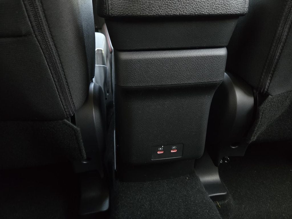 2026 Mitsubishi Outlander Sport LE