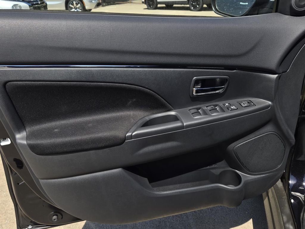 2026 Mitsubishi Outlander Sport LE