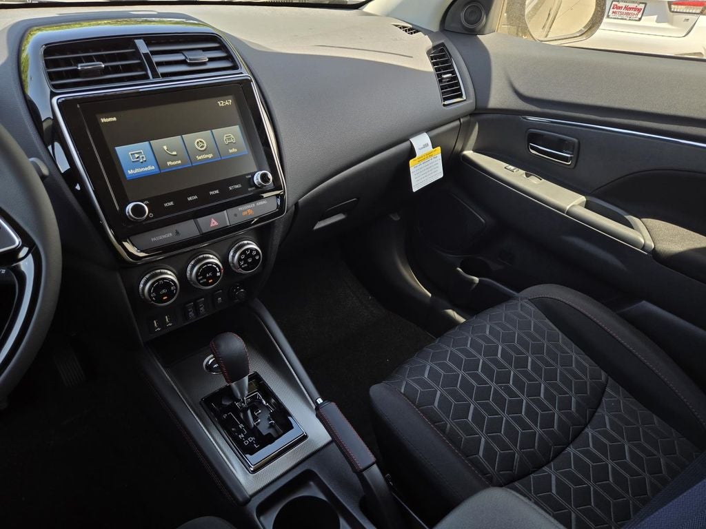 2026 Mitsubishi Outlander Sport LE