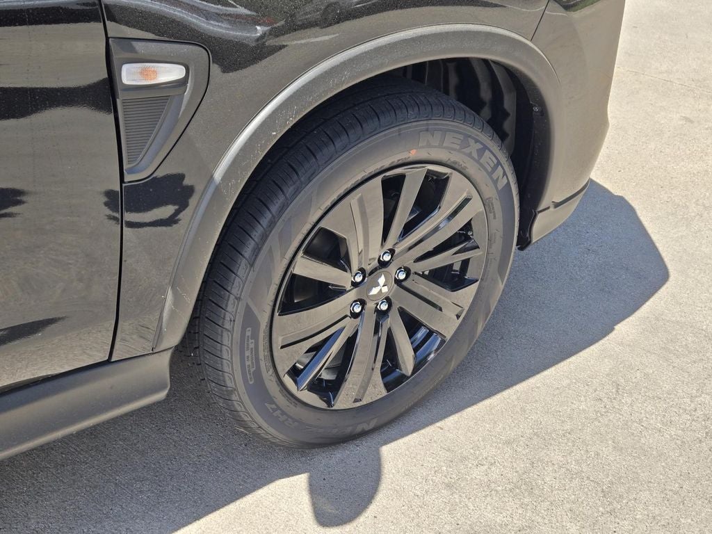 2026 Mitsubishi Outlander Sport LE