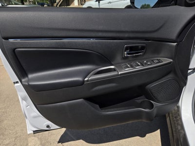 2026 Mitsubishi Outlander Sport SE