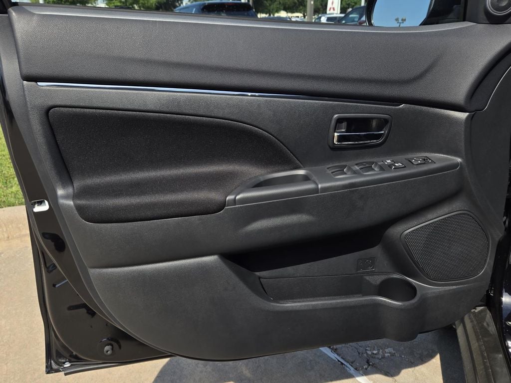 2026 Mitsubishi Outlander Sport ES