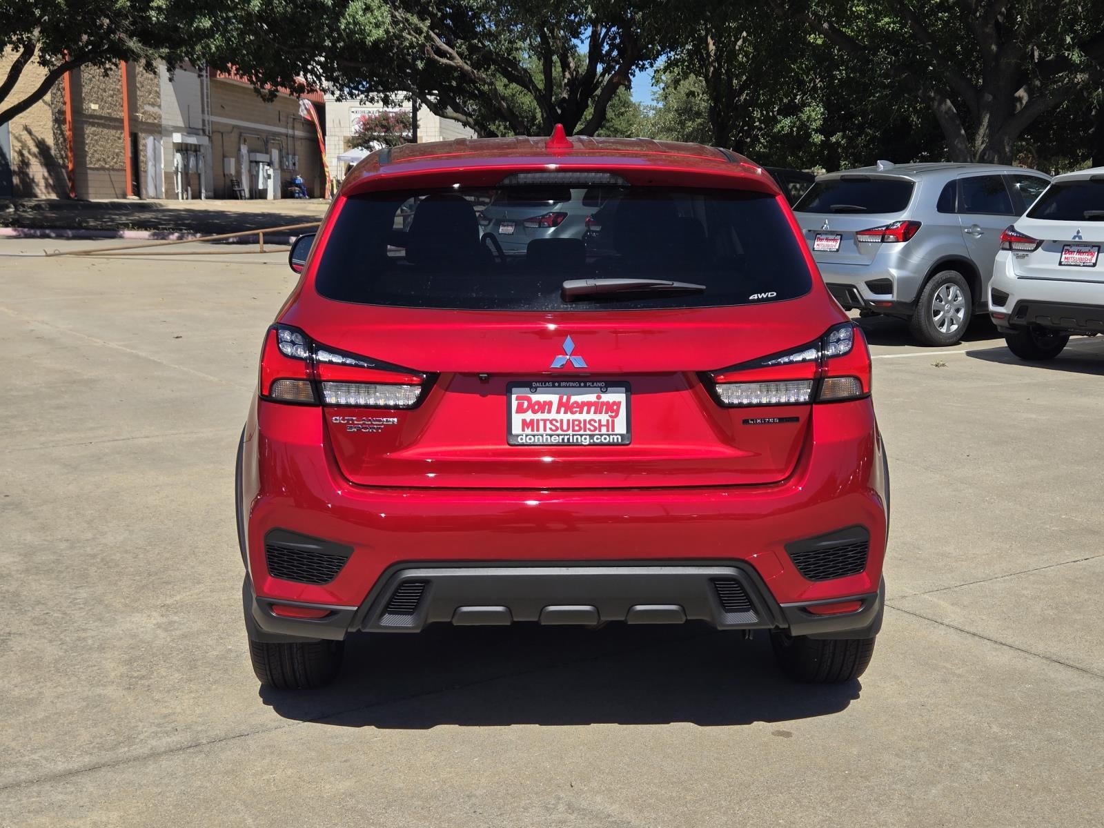 2027 Mitsubishi Outlander Sport LE