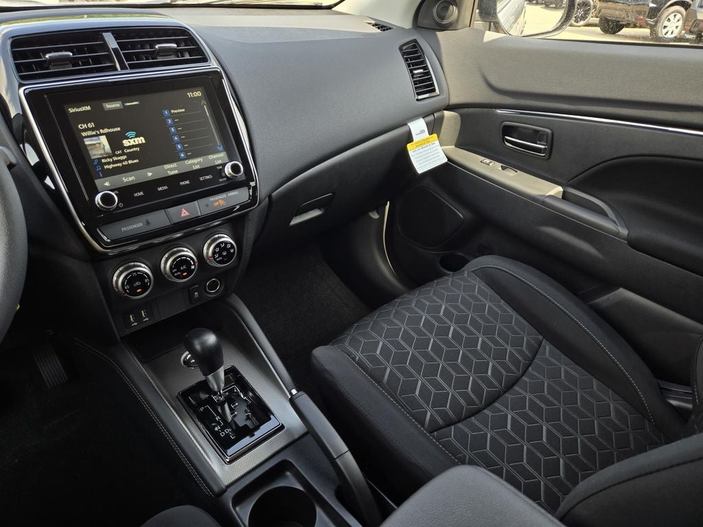 2026 Mitsubishi Outlander Sport ES