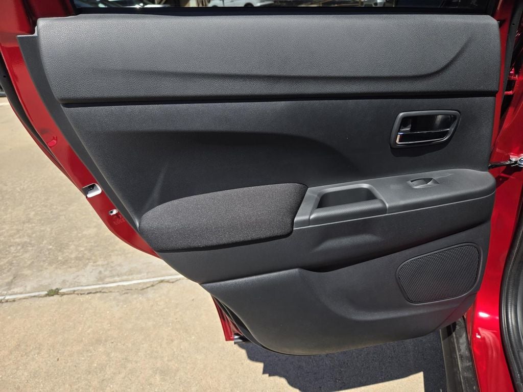 2026 Mitsubishi Outlander Sport ES