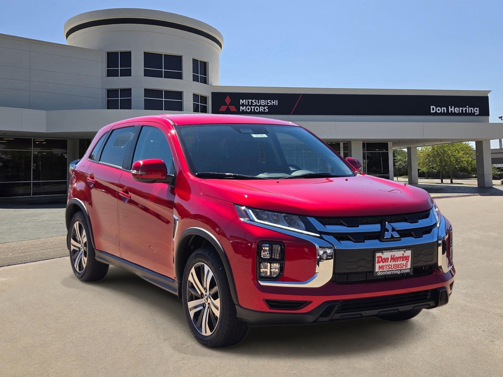 2027 Mitsubishi Outlander Sport SE