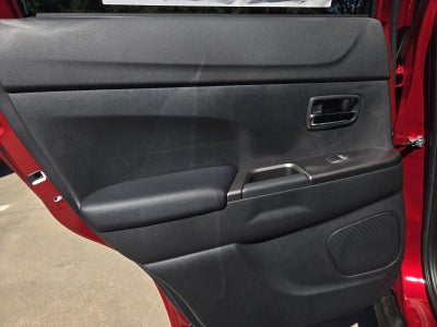 2027 Mitsubishi Outlander Sport SE